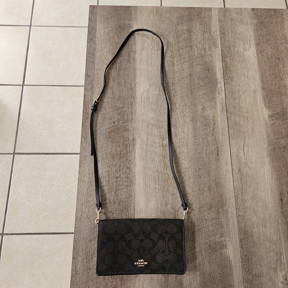 Coach Black Crossbody Bag - Picture 1 of 6